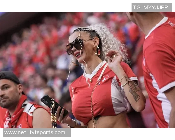 劲爆足球盛宴来袭球迷狂欢尽享精彩赛事与激情对决